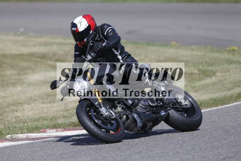 /21 17.06.2026  Ducati Schweiz Track Warmup ADR/Gruppe blau/4